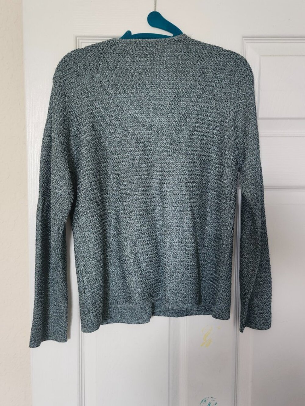 Sweater - Picture 3 of 3